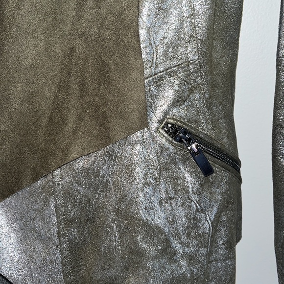 Vigoss Olive NWT Green crackled Suede Metallic Open Front MOTO Jacket Small S - Picture 6 of 8